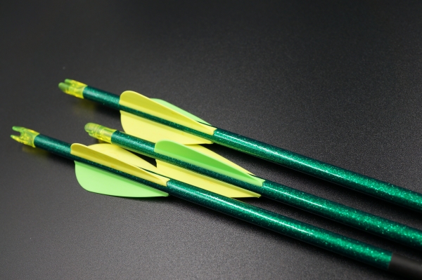 Arrow-Wrap Metallic: Emerald Green